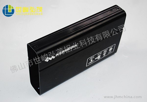 移動(dòng)電源鋁合金外殼-1