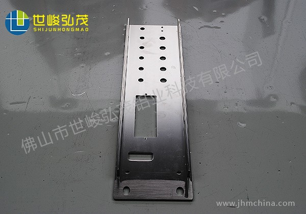 汽車功放面板深加工鋁型材 汽車功放面板深加工鋁型材