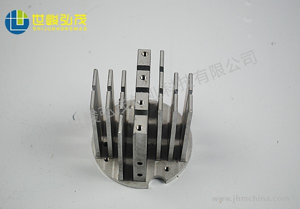 CNC數(shù)控銑散熱器深加工鋁型材-1 CNC數(shù)控銑散熱器深加工鋁型材-1
