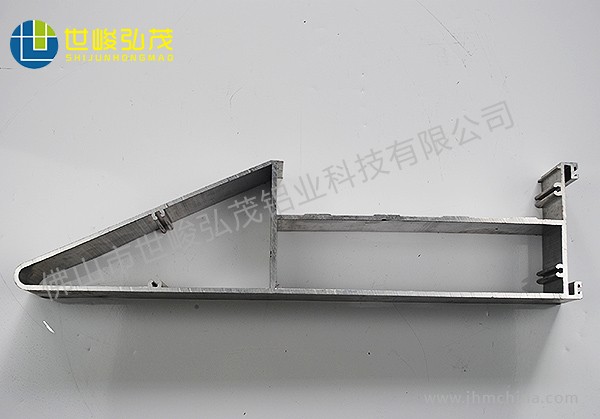 400特殊工業(yè)鋁型材-1