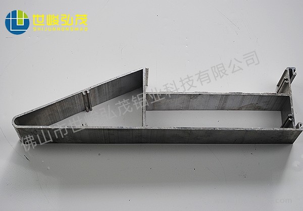 400特殊工業(yè)鋁型材-1
